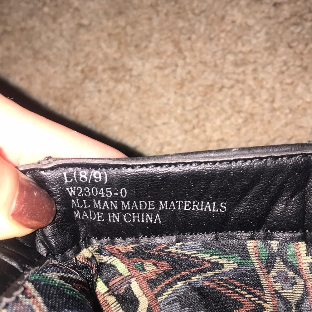 Shoes - Picture 6 of 6